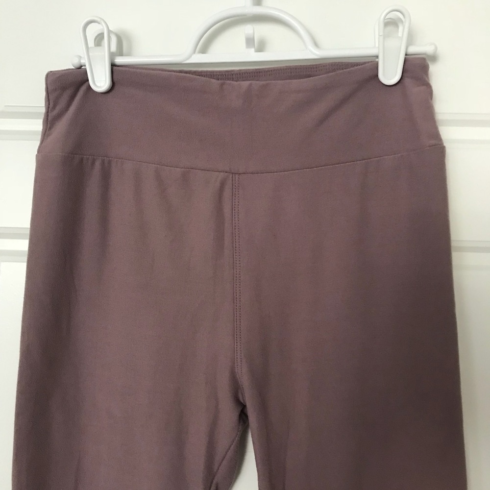 Lularoe OS Leggings Solid Print